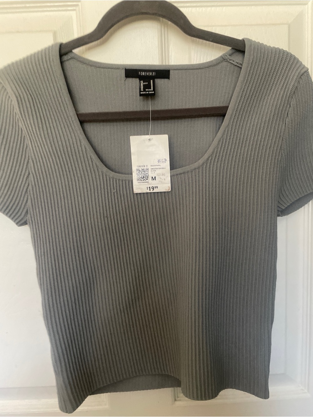 New Forever 21 Ribbed Square Neck Top – Silver/Grey – Size Medium
